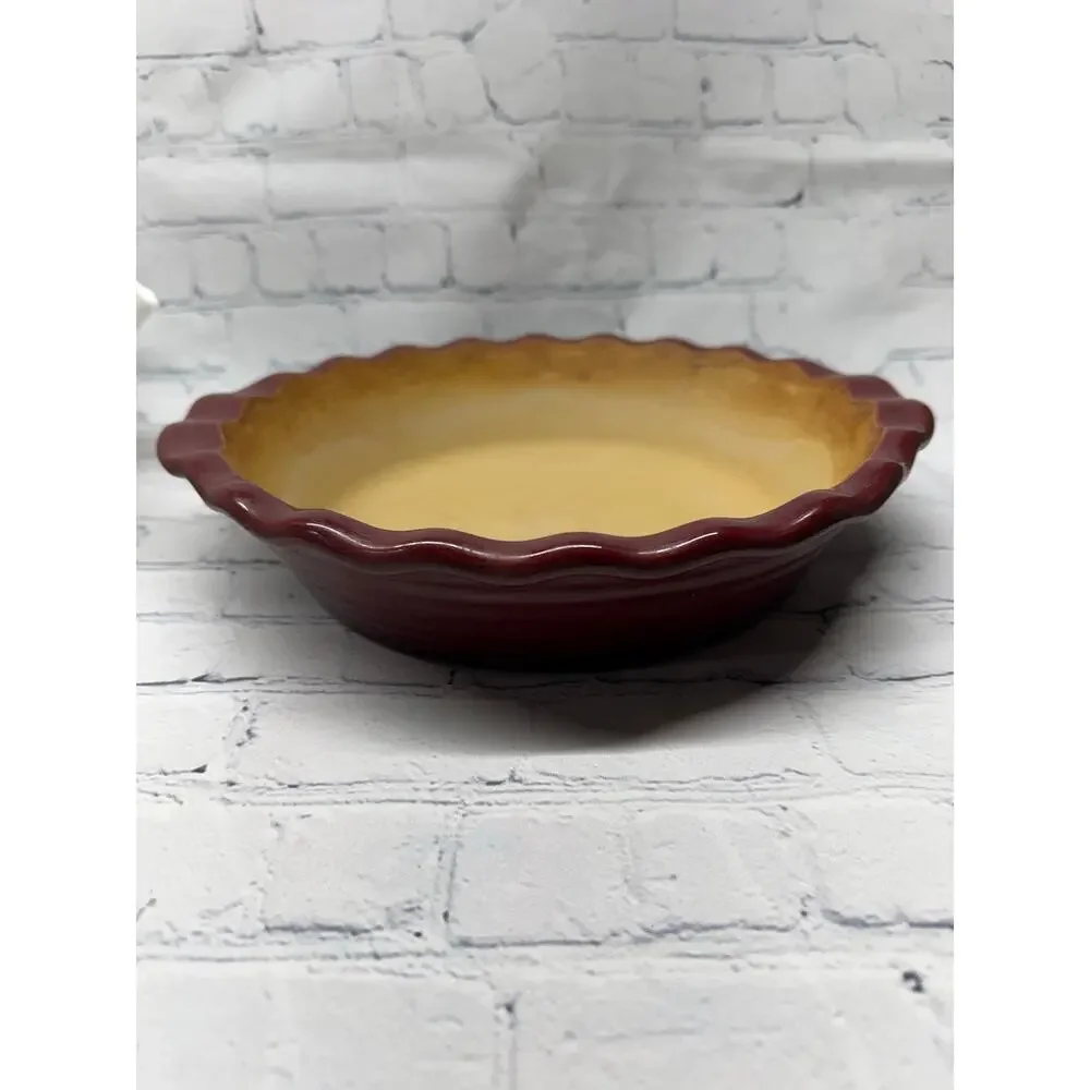The Pampered Chef Family Heritage Deep Dish Pie Plate Cranberry Scalloped Edge